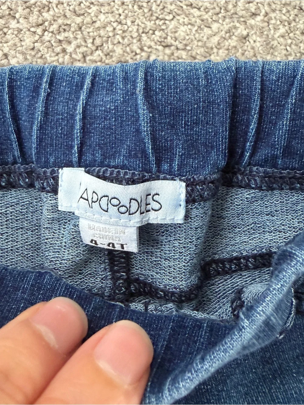 Size 4T outfits - Picture 7 of 8